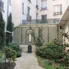 Location appartement meubléParis 75008