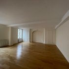 Location appartement Paris 75007